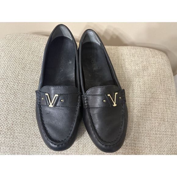 Vionic Women's 6 Hilo Black Leather Loafers V Monogram Mocs Slip On‎ - Picture 1 of 9